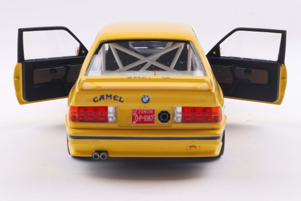 Solido 421186444 BMW E30 M3 GR.A gelb 1:18 Modellauto