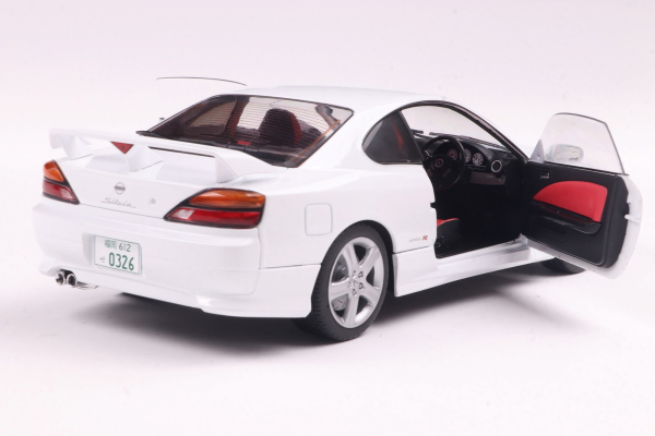 Solido 421186446 Nissan Silvia S15 SPEC-R Aero Aspen  weiß 1:18 Modellauto