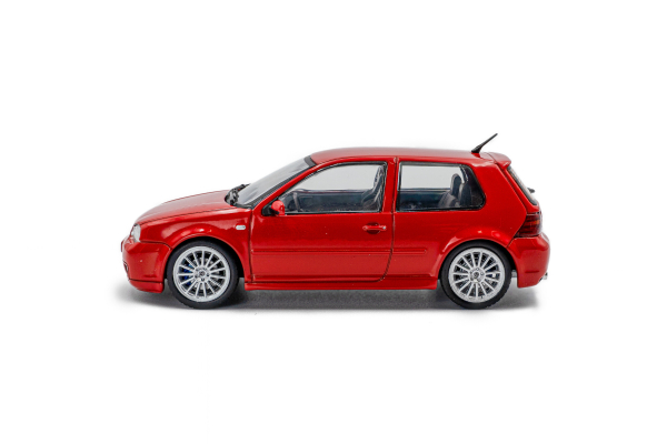 VW Golf IV R32 Toronto red 2003 1:43 modelcar Solido 421438274