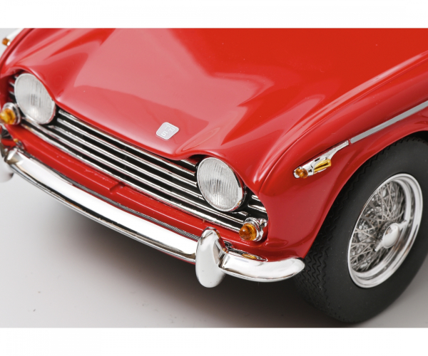 Schuco 450024600 Triumph TR5 1967 Roadster geschlossen red 1:18 limitiert Modellauto