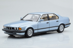 Minichamps 100023008 BMW 730i E32 1986 light blue metallic 1:18 Modelcar